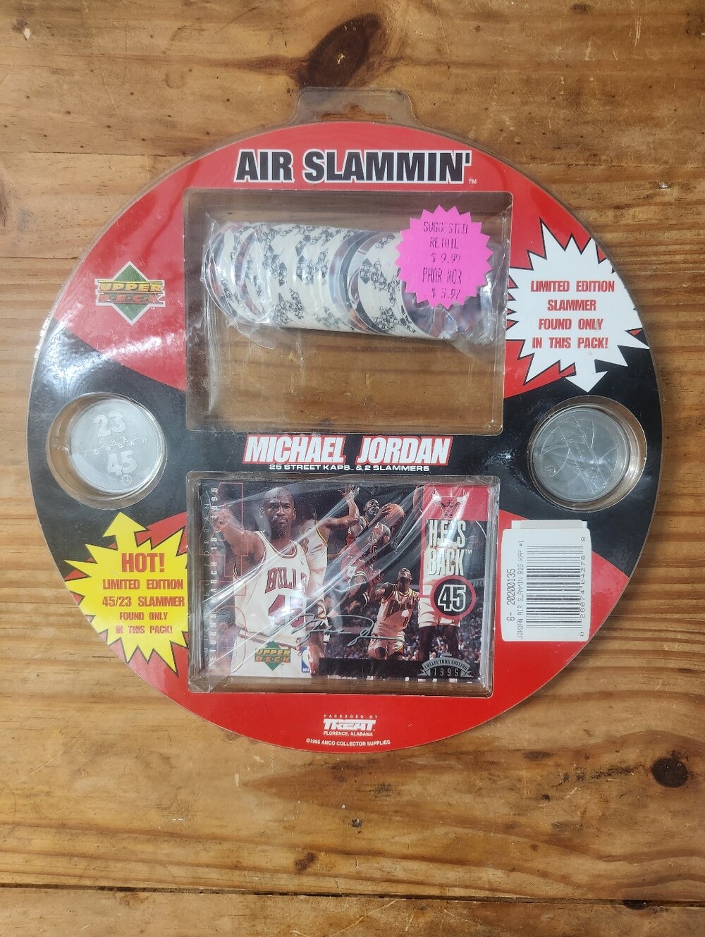 Vintage 95' Upper Deck Michael Jordan " Air Slammin " Street Kaps Set